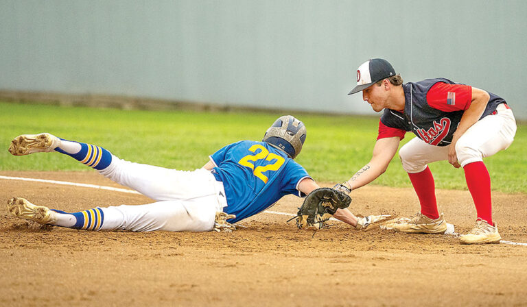 Deltaville Deltas sweep Richmond Misfits, Chesapeake Sharks