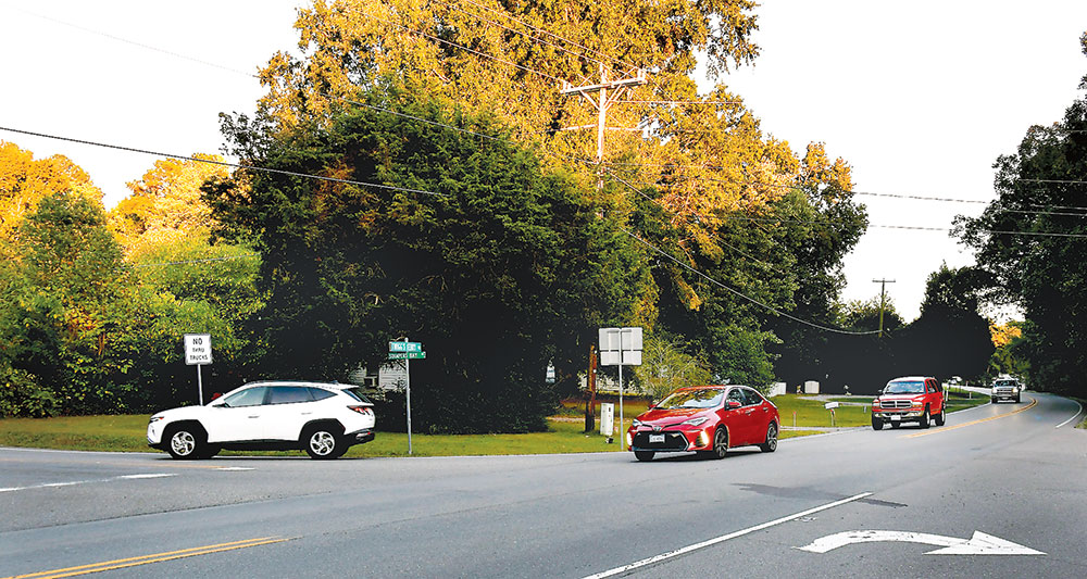 Twiggs Ferry Road and Stampers Bay Road intersection